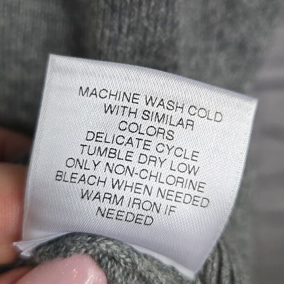 Men Cremieux Sweater Vest V-Neck Soft Cashmere Blend Gray Heather Preppy Classic - Picture 5 of 9